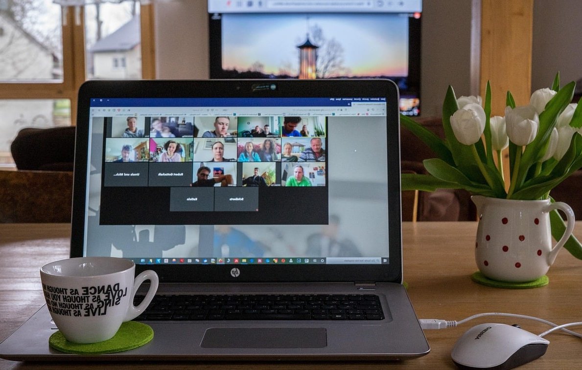 web designer meeting client