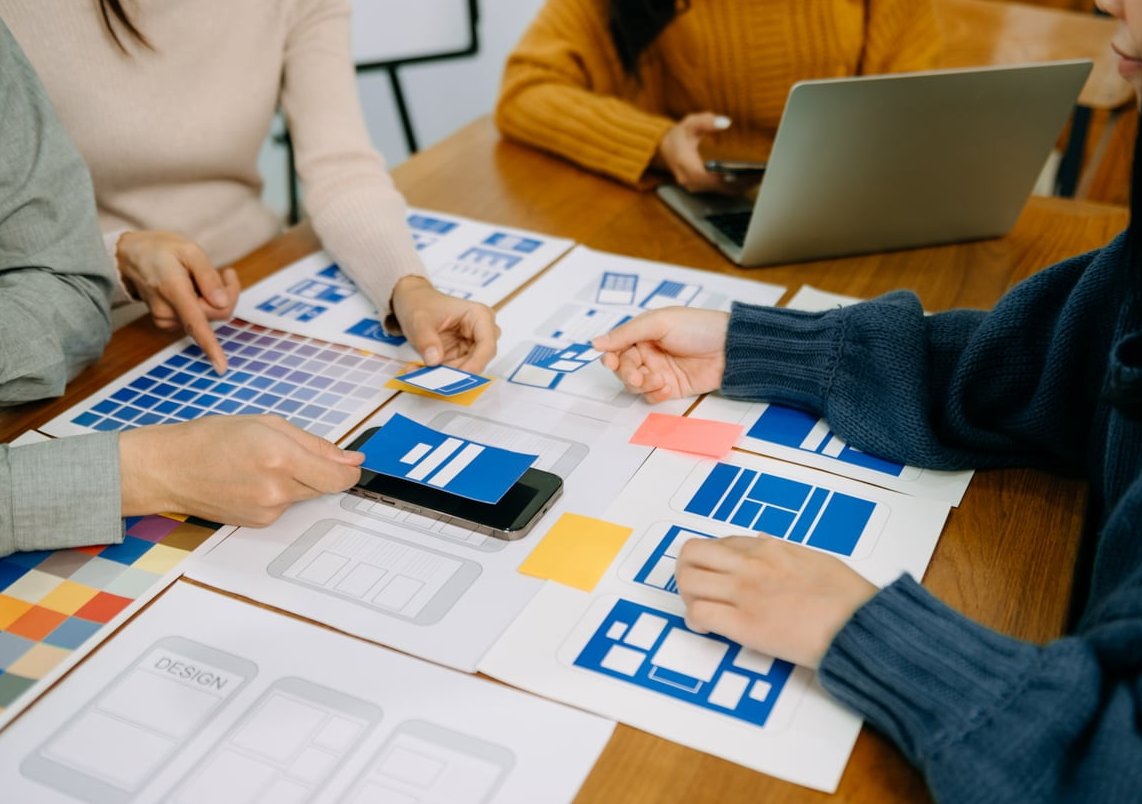 web designer meeting client