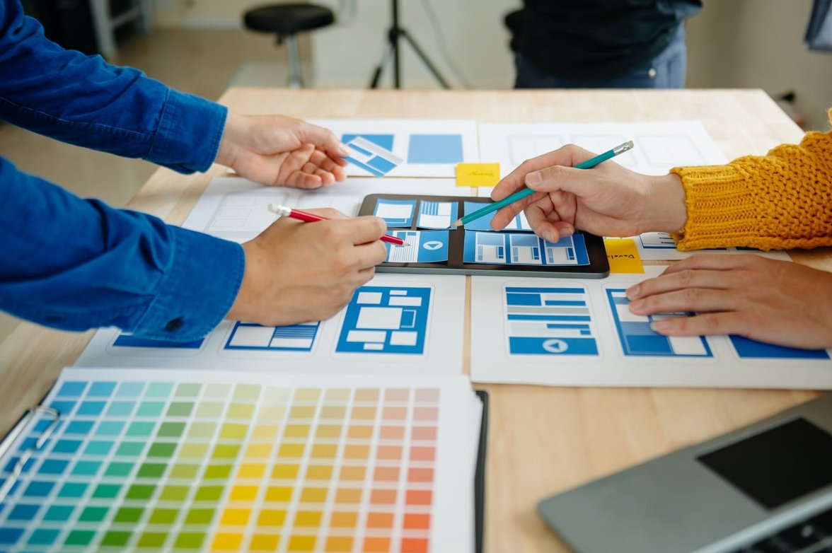 web designer meeting client